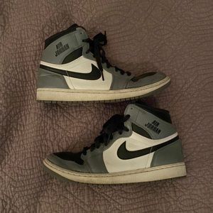 Air Jordan 1 rare air cool grey